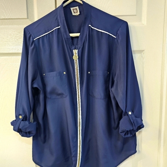 Anne Klein Navy Blue Blouse with White Trim gold Zipper Tabbed Sleeves Large - Picture 1 of 15